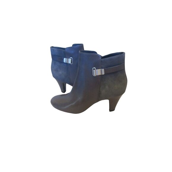 New Woman's Naturalizer Gray Leather Suede Ankle Boots Size 8M - Picture 3 of 8